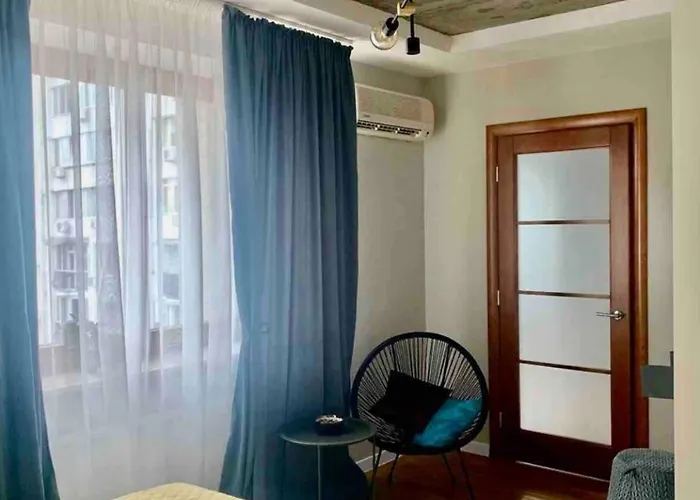 Apartament сучасні у самому серці одеси Odessa